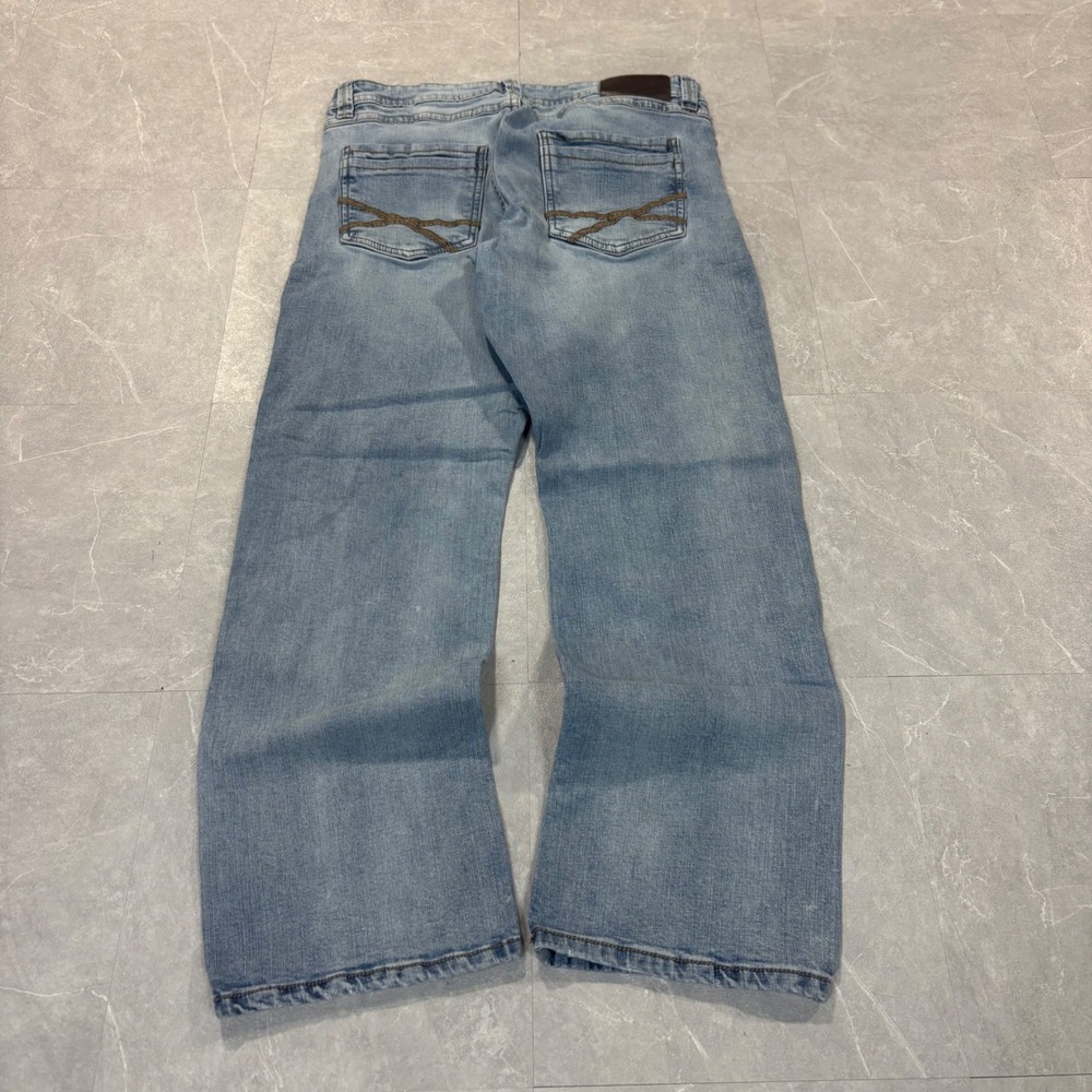 TK Axel Mens Relaxed Fit Light Wash Blue Denim Jeans 34x32 Embroidered Pockets
